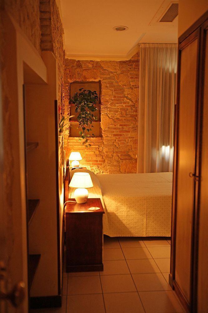 Arcobaleno Rooms Cagliari Extérieur photo