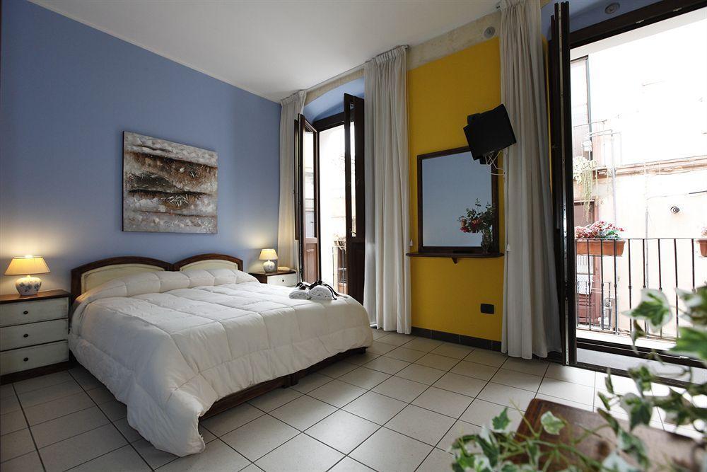 Arcobaleno Rooms Cagliari Extérieur photo