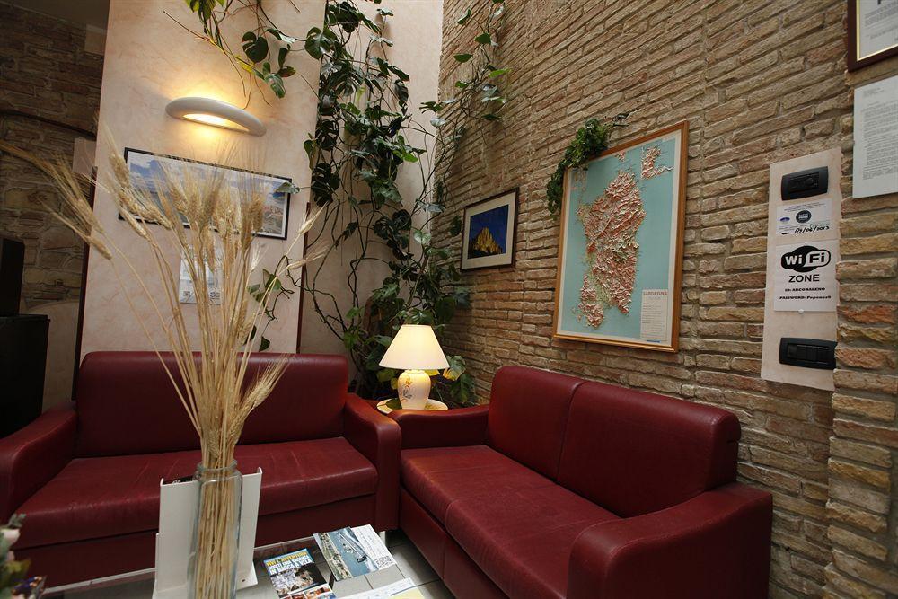 Arcobaleno Rooms Cagliari Extérieur photo